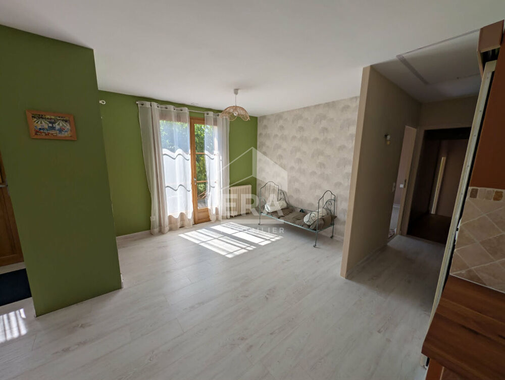 Maison individuelle d'exception à vendre à 2 minutes de la Roche Chalais - Calme et Vue Dégagée
