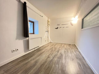  Appartement  louer 3 pices 109 m