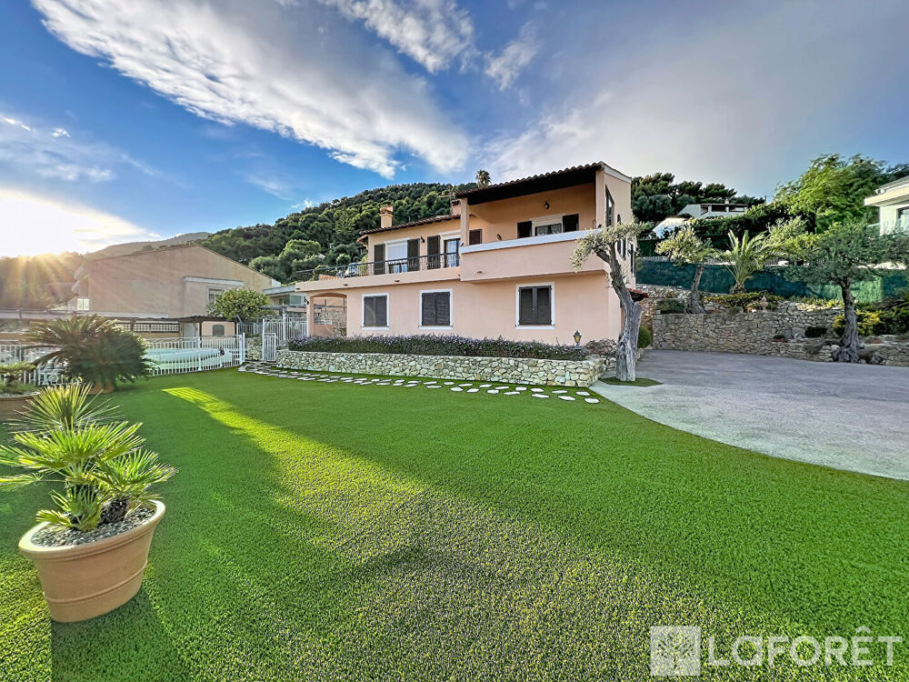 Vente Maison Maison Roquebrune Cap Martin 6 pièce(s) 167.12 m2 Roquebrune cap martin