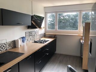  Appartement à louer 3 pièces 63 m²