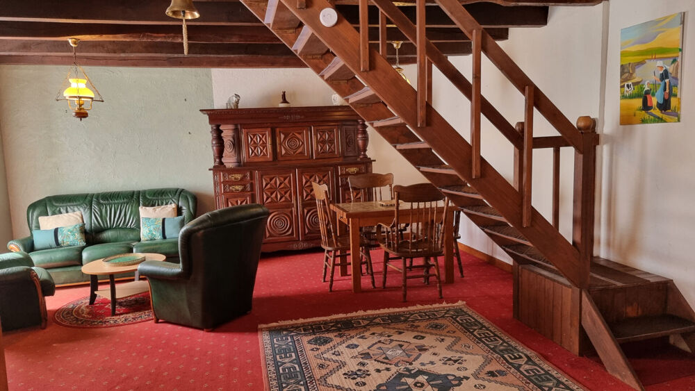 Vente Maison MORBIHAN, Proche de Rohan, Charmante maison mitoyenne d'extrémité avec 2 chambres, vendu meublé Gueltas