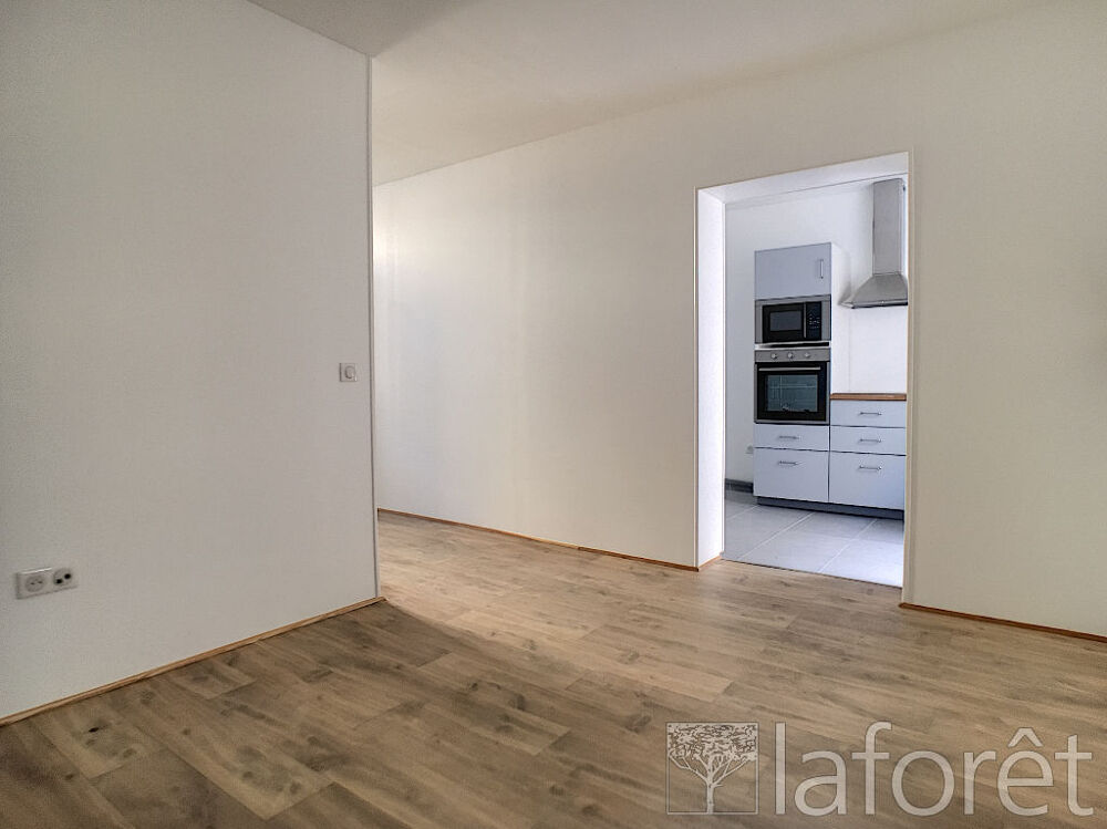 Location Appartement Appartement Châlons en Champagne,  1 pièce(s) 37.63 m2 Chalons en champagne