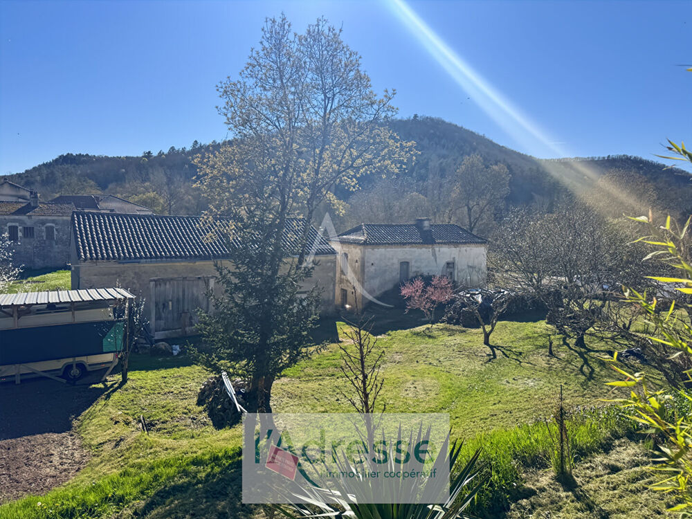 Authentique Quercynoise et grange à rénover