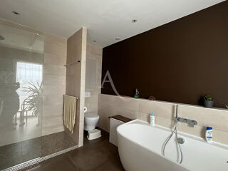  Maison  vendre 6 pices 162 m