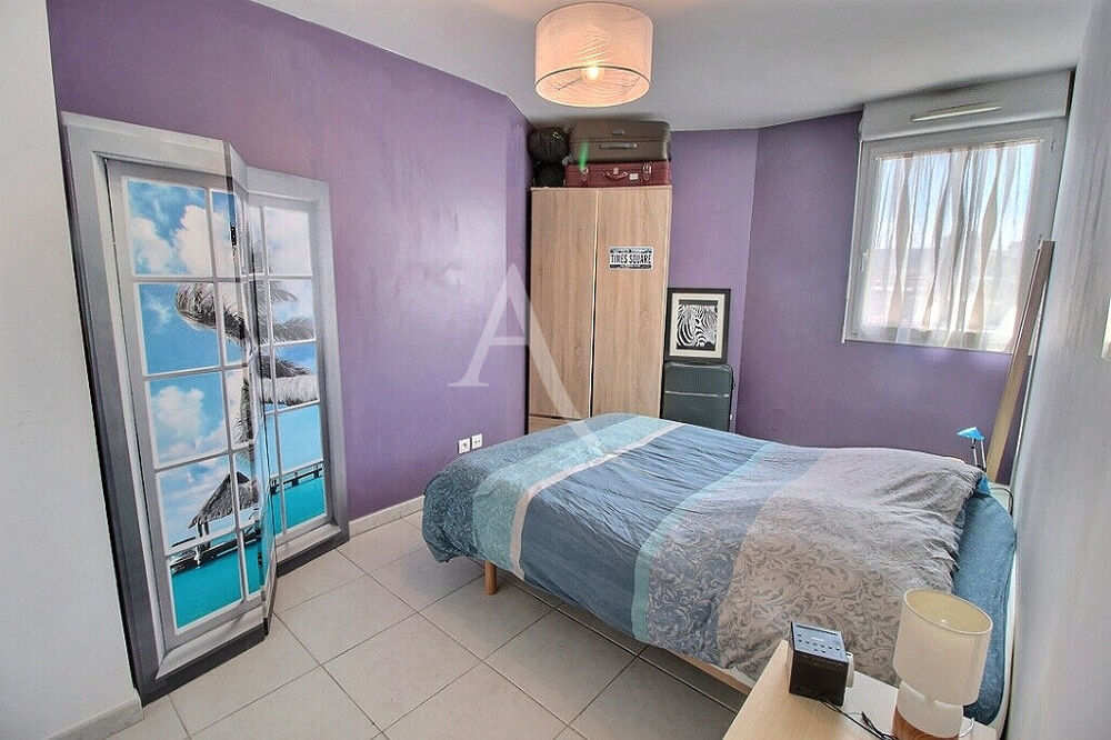 Vente Appartement MARSEILLE 13008. Appartement 3 pièces 59.26 m2 avec terrasse et box fermé Marseille 8