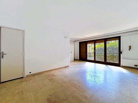 Avignon bd Raspail local professionnel de 64 m2 800 84000 Avignon
