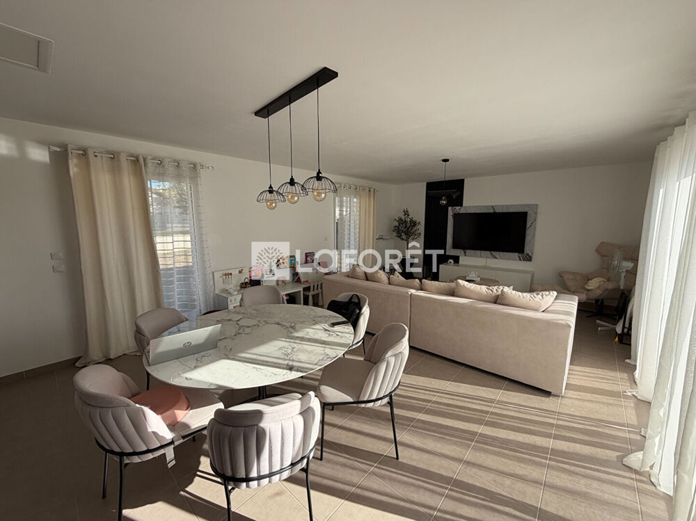 Location Maison Maison Sarry 6 pièce(s) 119.42 m2 Chalons en champagne