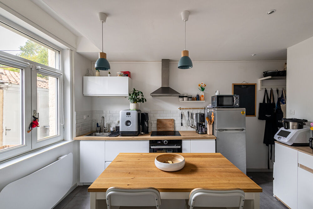 EXCLUSIVITÉ CITYA MÉLANTOIS RONCHIN : MAISON DE COURÉE RÉNOVÉE - 1 CHAMBRE - CAVE - DÉPENDANCE
