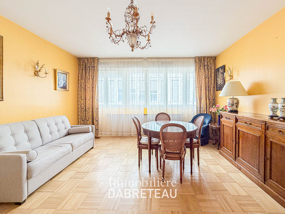 Vente Appartement Lyon 6ème - Appartement traversant de 63M2 + grenier + parking Lyon 6