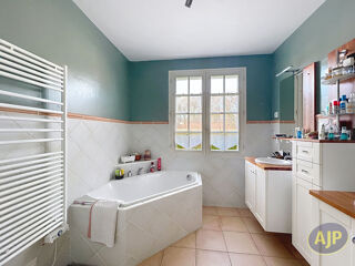  Maison à vendre 5 pièces 163 m²