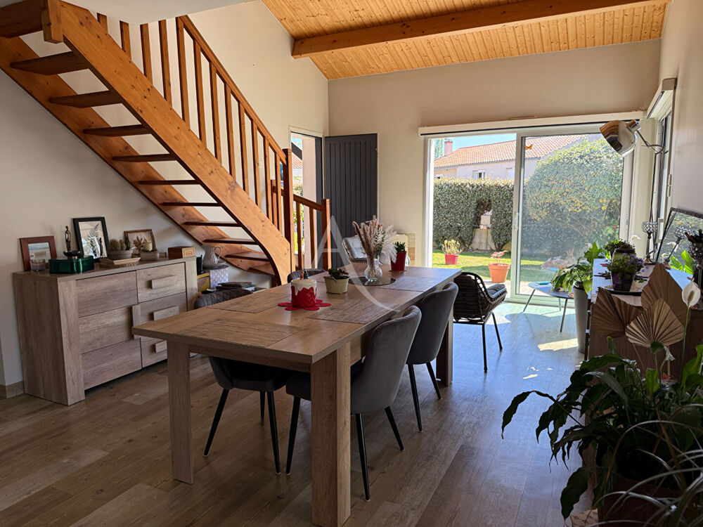 Vente Maison Maison Moutiers-Les-Mauxfaits 131 m² Moutiers les mauxfaits