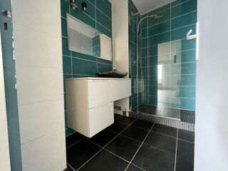  Appartement à louer 3 pièces 60 m²