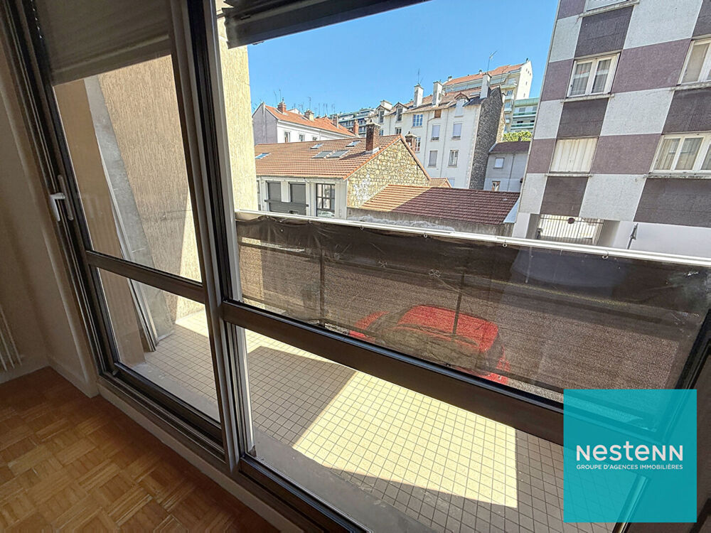 Vente Appartement T2 48 m² avec balcon, ascenseur et secteur Fauriel  Idéal investissement ou résidence principale Saint etienne