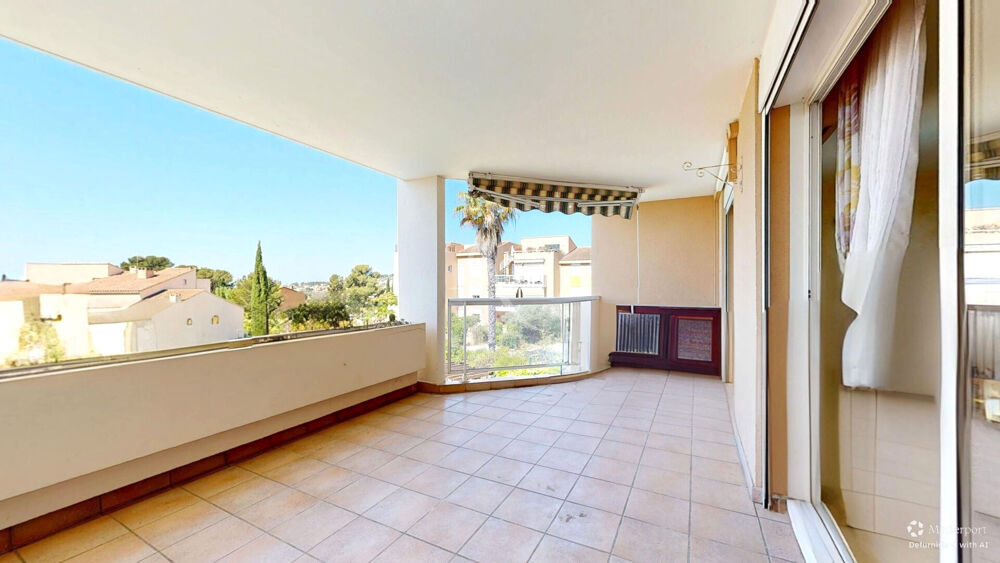 à vendre  Appartement Carqueiranne (83320)