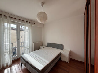  Appartement à louer 3 pièces 67 m²