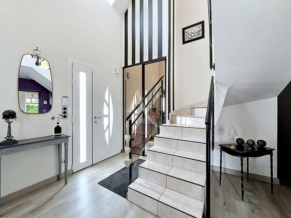 Maison Chateau Gontier Sur Mayenne 6 pièce(s) 180.90 m2
