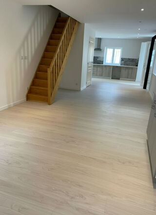  Appartement à louer 5 pièces 