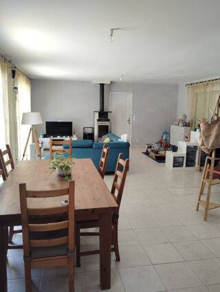  Maison à louer 4 pièces 95 m²