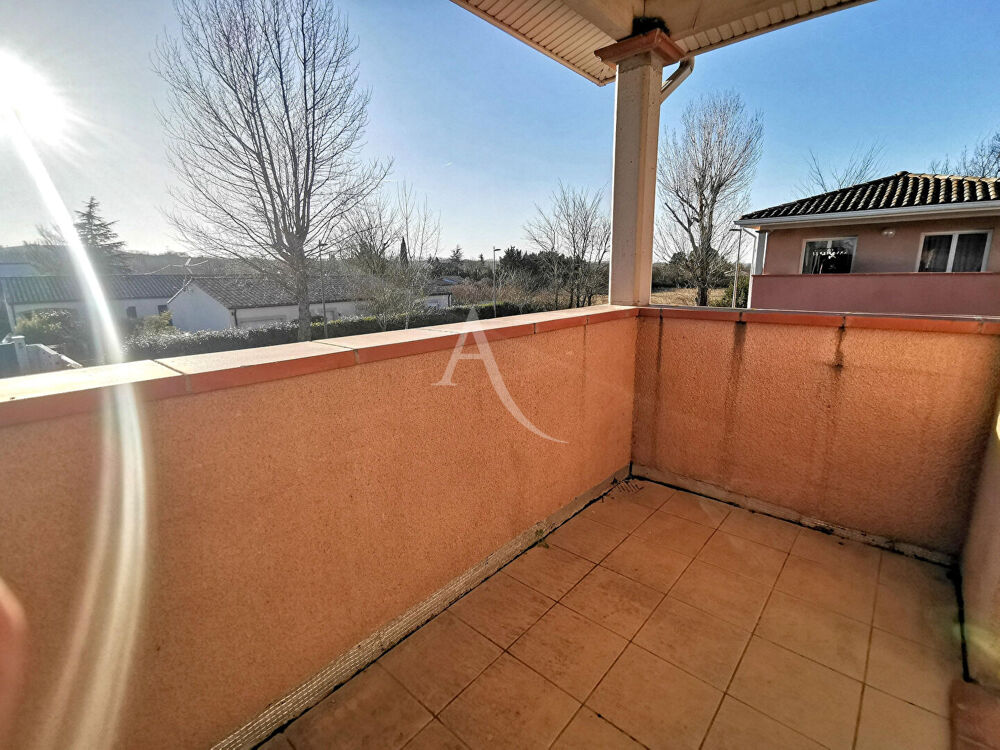 Baziège dernier étage, Grand T2 avec double terrasse au calme et parking.