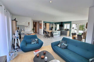  Maison  vendre 5 pices 163 m