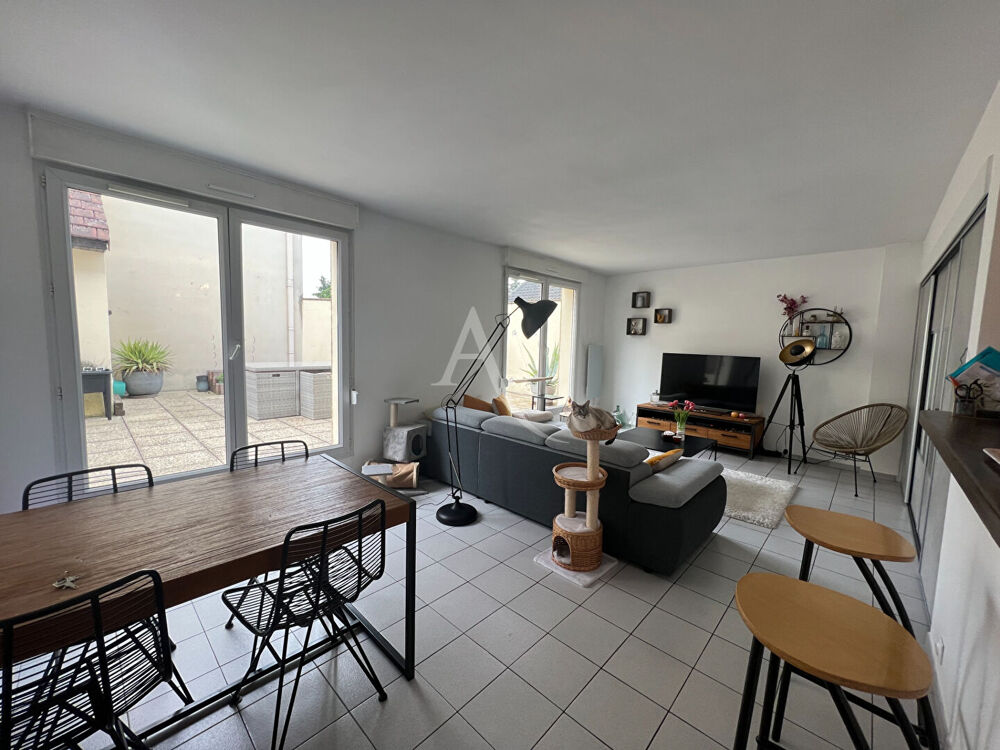 Appartement Chevry Cossigny 3 pièce(s) 70 m2