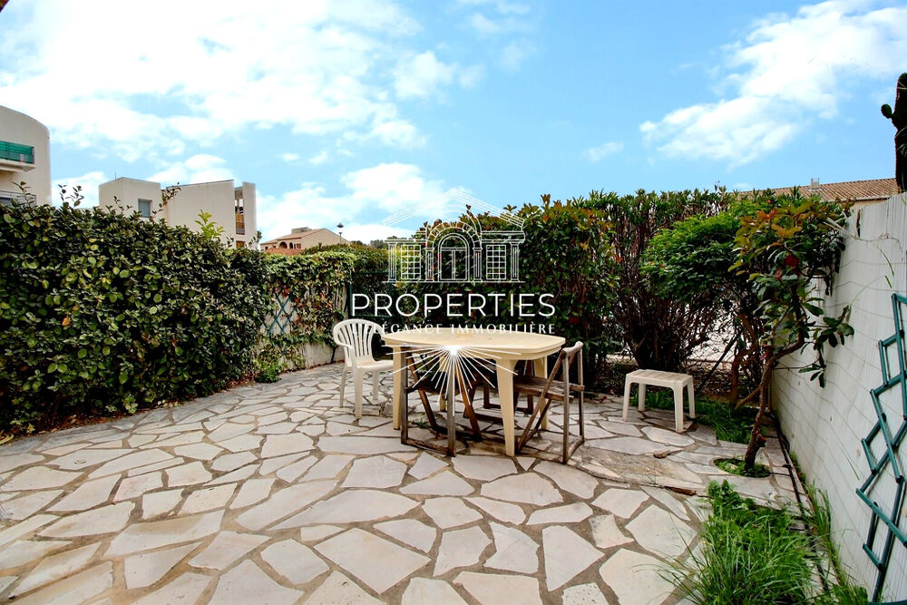 Vente Appartement LA LONDE - CENTRE VILLE - STUDIO EN REZ-DE-JARDIN - 23M² - PARKING PRIVATIF La londe les maures