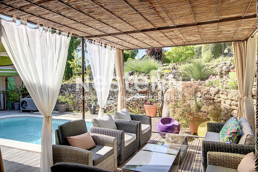 Vente Maison A VENDRE TOURTOUR - Maison 4 chambres 128 m² avec PISCINE sur un terrain de 1500 m² CLOS Tourtour