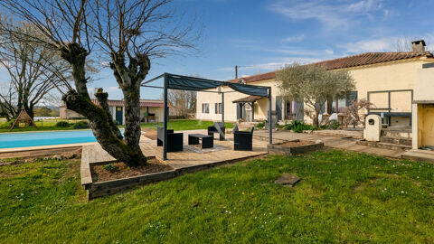   A VENDRE - Charmante Maison familiale avec piscine Maison - 7 pi�ce(s) - 190 m�