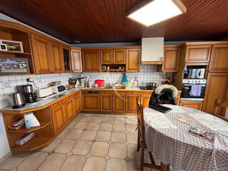  Maison � vendre 9 pi�ces 229 m�