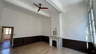  Appartement à louer 4 pièces 97 m²