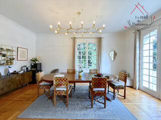  Villa � vendre 6 pi�ces 340 m�