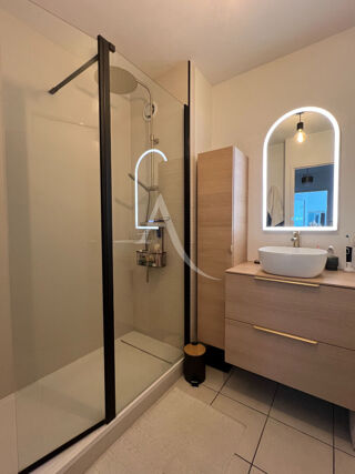  Appartement à louer 2 pièces 49 m²