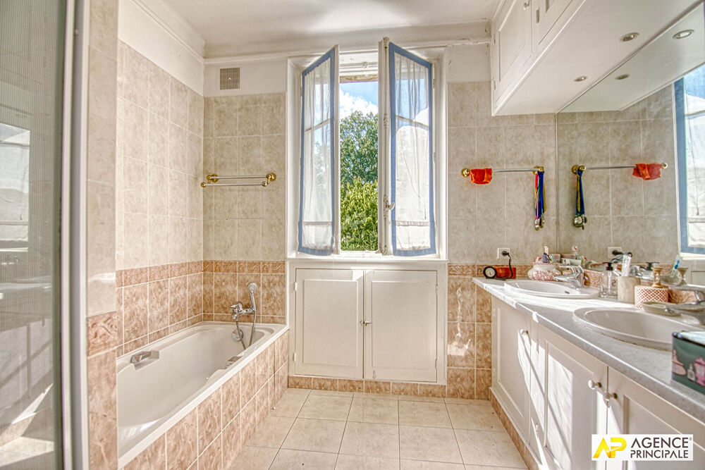 à vendre  Maison Versailles (78000)
