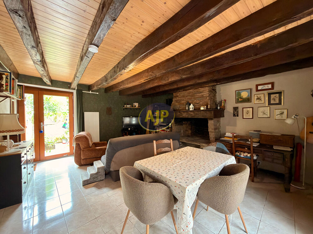 Maison à mi chemin entre GUEMENE et AVESSAC