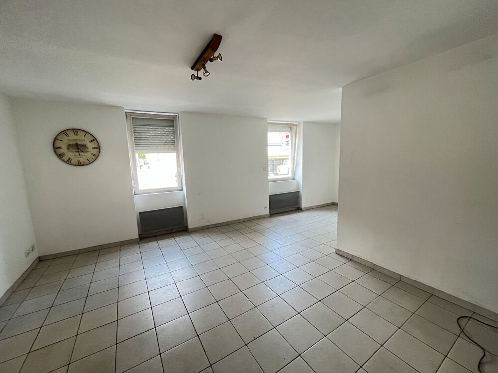 Bourg Hyper centre A vendre Appartement 1 pièce(s) studio 33m2