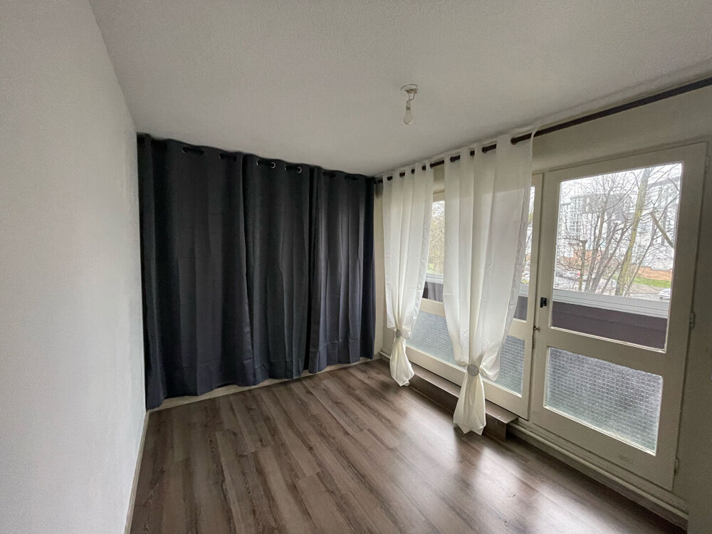 Location Appartement SAINT SAULVE - A PROXIMITE DE LA PISCINE ET DE TOUS COMMERCES. Valenciennes