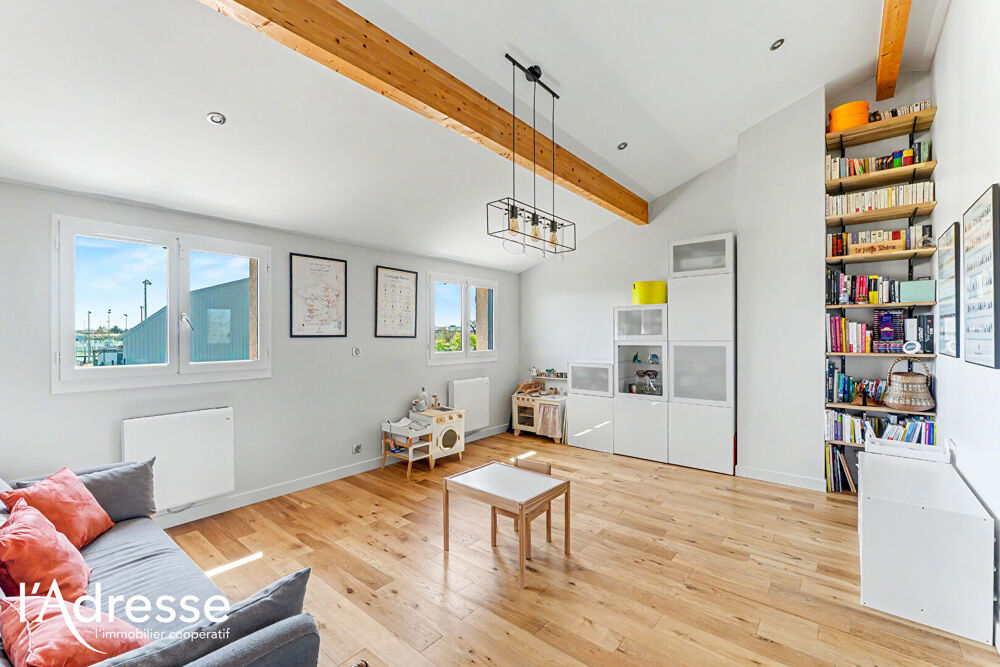 Exclusivité l'Adresse Immobilier - Cugnaux - Maison de 168 m2 avec Garage et piscine Couverte sur un terrain de 552m².