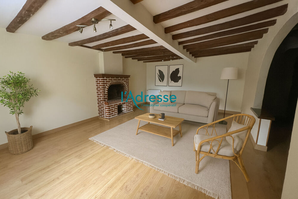 Maison 4 pièces 115 m² · à Carbay · 115 m² · 60 200 €