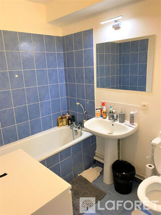  Appartement à louer 1 pièce 30 m²