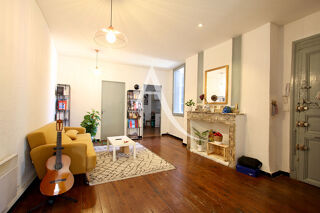  Appartement à louer 4 pièces 99 m²