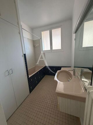  Appartement � louer 2 pi�ces 60 m�