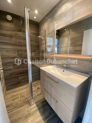  Appartement à louer 3 pièces 48 m²
