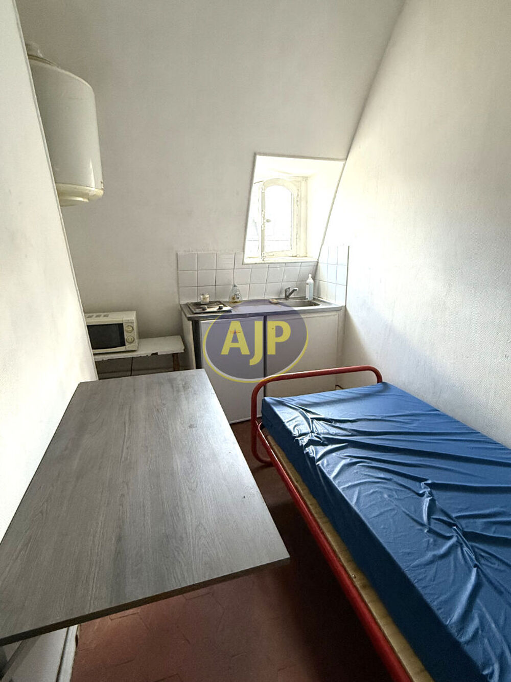 Vente Appartement PARIS 15ème  Chambre de service Paris 15