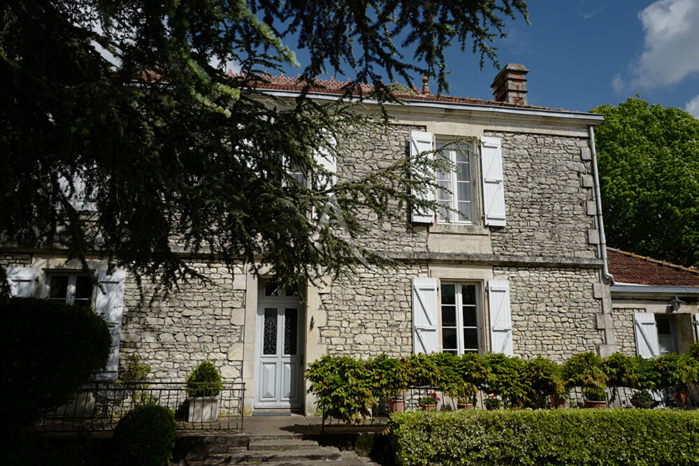 Vente Maison Curzon maison de caractère 8 pièces Curzon