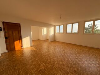  Appartement à louer 3 pièces 66 m²