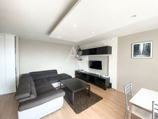  Appartement  louer 5 pices 90 m