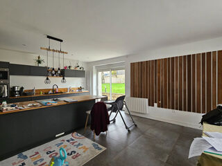  Maison à vendre 10 pièces 232 m²