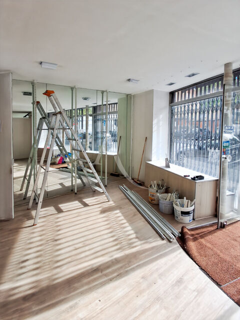   SURESNES LOCAL COMMERCIAL 45 m2 