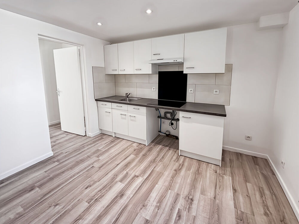 À LOUER - APPARTEMENT - CORBEIL ESSONNES