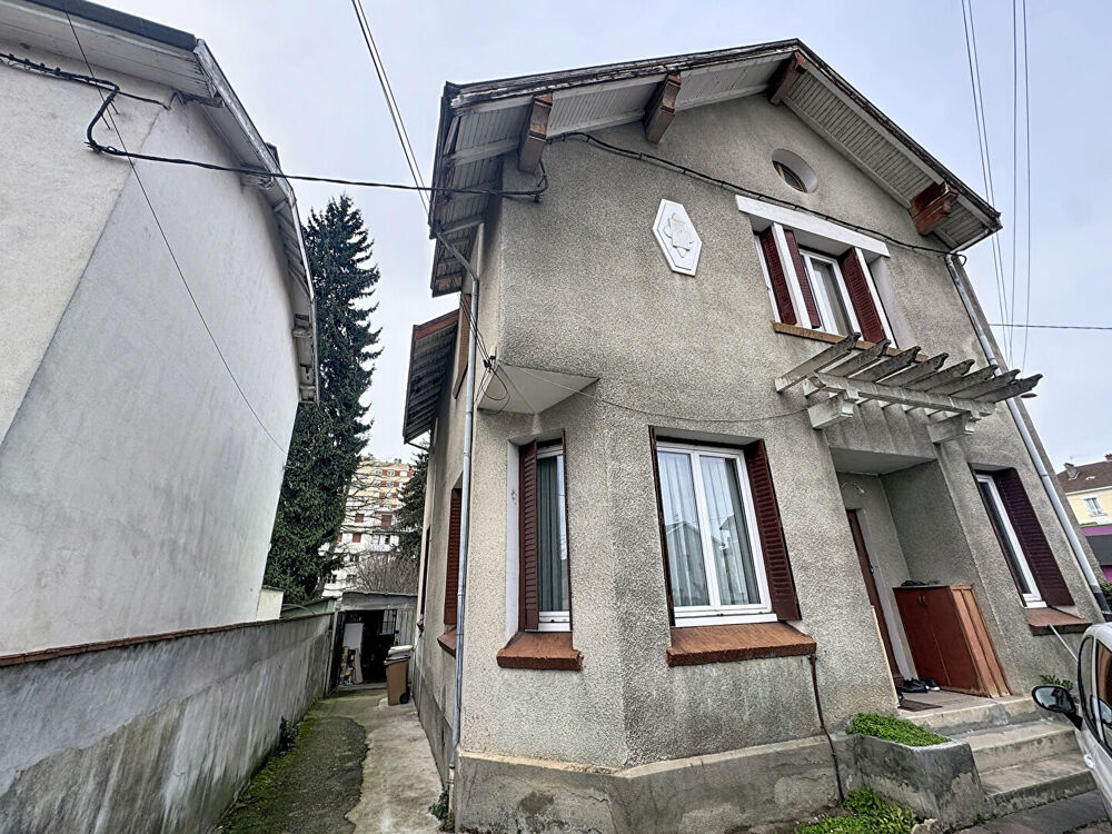 Maison Bourgoin Jallieu 5 pièce(s) 108 m2